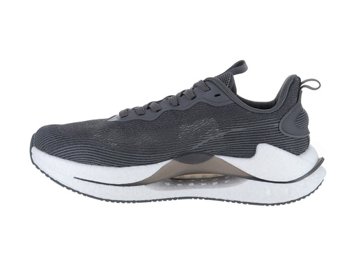 Tenis de baloncesto ATOK color gris con suela blanca y detalles en gris oscuro.